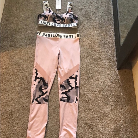 Blush Active Wear Set Workout Athleisure - Picture 1 of 6